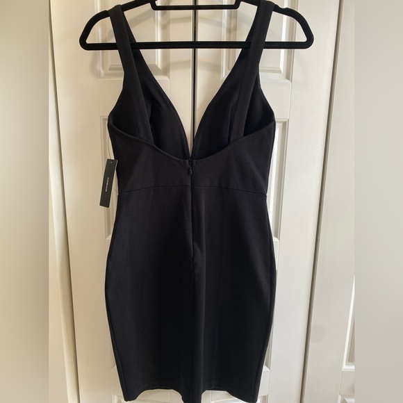 Lulus - little black bodycon dress. Deep V neck and low-back. - Picture 2 of 5
